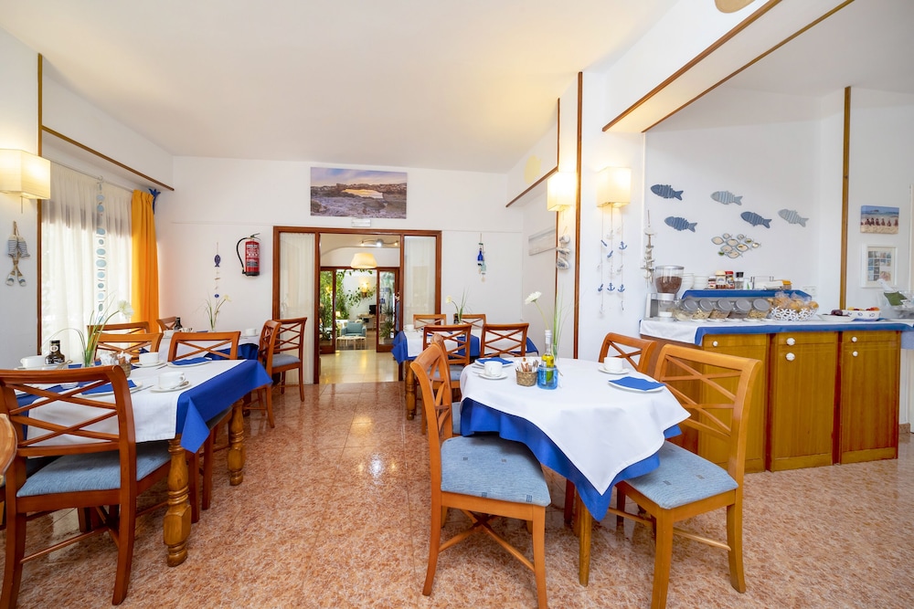 hostal manolita