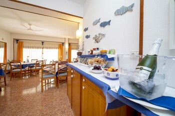 hostal manolita