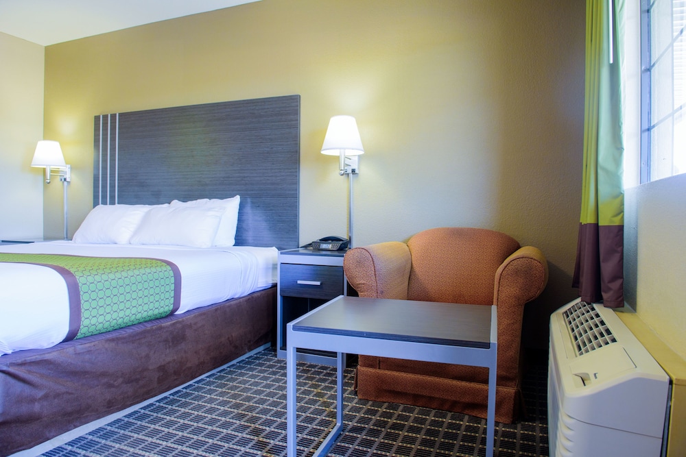 days inn and suites by wyndham athens alabama