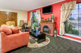 Days Inn By Wyndham Canton,Gun Barrel City>>Canton,2 star