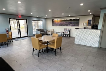 days inn by wyndham canton