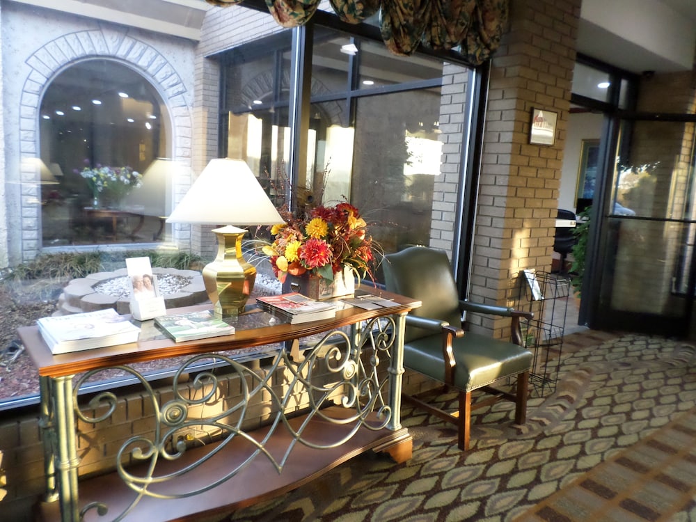 days inn and conf center by wyndham southern pines pinehurst