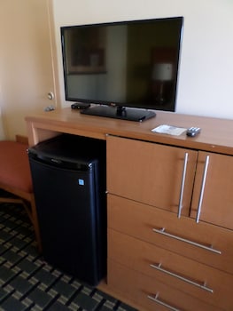 days inn and conf center by wyndham southern pines pinehurst