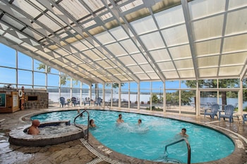 Calabogie Lodge,Greater Madawaska>>Calabogie,2 star