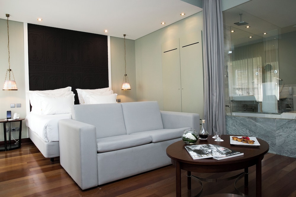 pousada de lisboa praca do comercio small luxury hotel