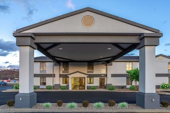Days Inn By Wyndham Grayson,Grayson>>Ashland,2 star