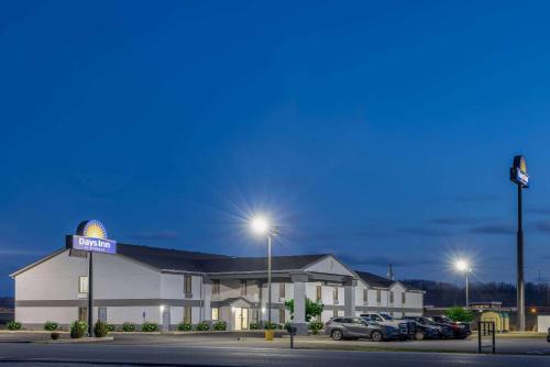 Days Inn By Wyndham Grayson,Grayson>>Ashland,2 star