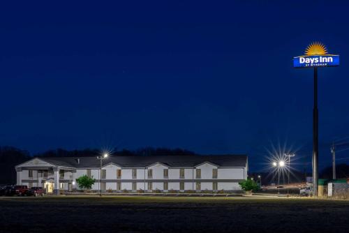 Days Inn By Wyndham Grayson,Grayson>>Ashland,2 star