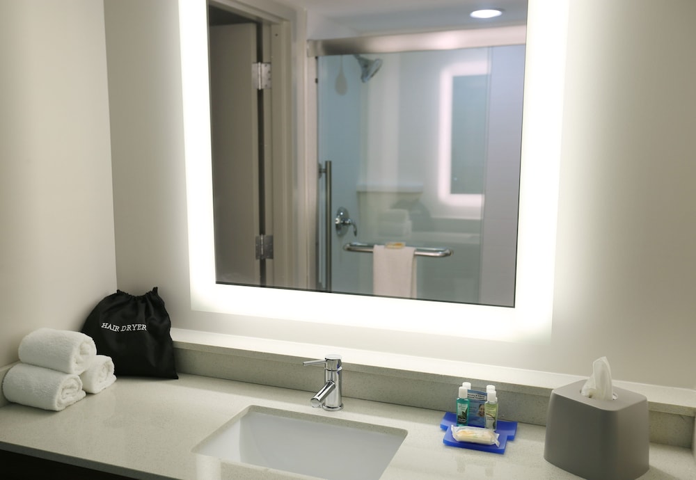 holiday inn express biloxi beach blvd by ihg