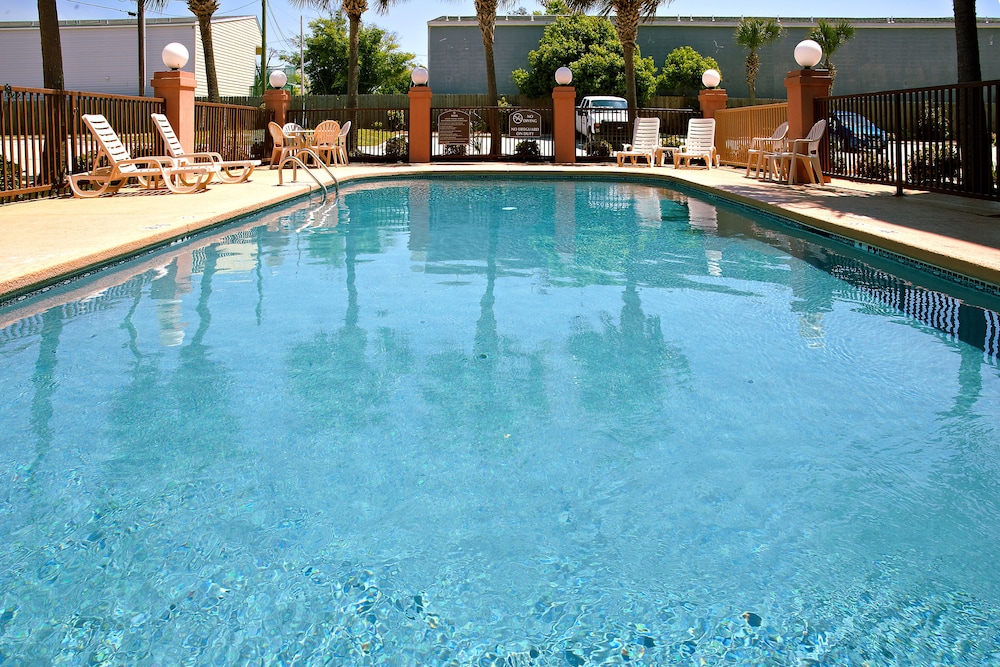 holiday inn express biloxi beach blvd by ihg