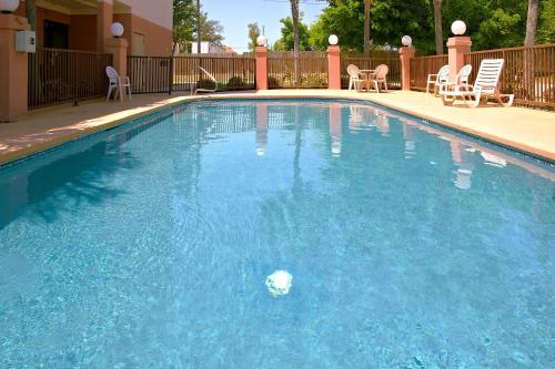 holiday inn express biloxi beach blvd by ihg