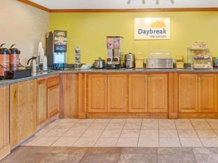 days inn and suites by wyndham kansas city south