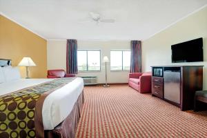 days inn and suites by wyndham kansas city south