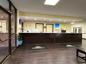 Days Inn By Wyndham Maysville Kentucky,Maysville,3 star