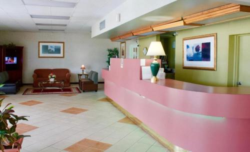 Rodeway Inn,Monroe>>Charlotte,2 star