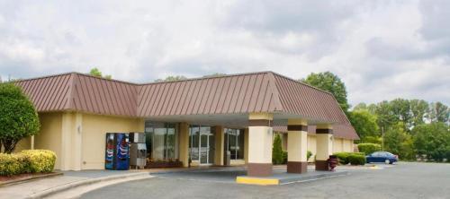 Rodeway Inn,Monroe>>Charlotte,2 star