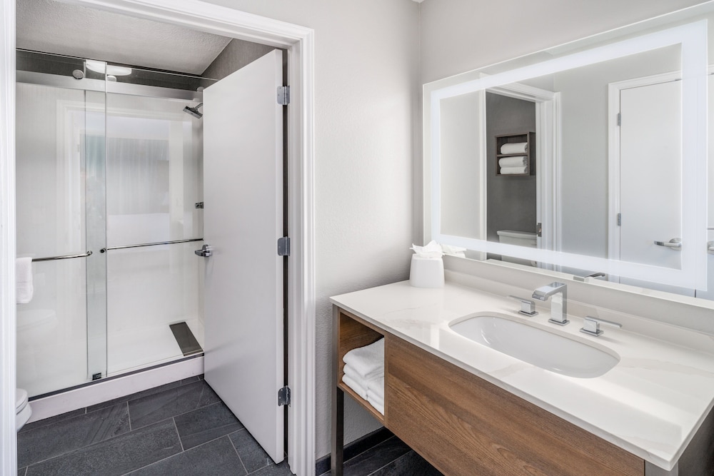 staybridge suites denver cherry creek by ihg