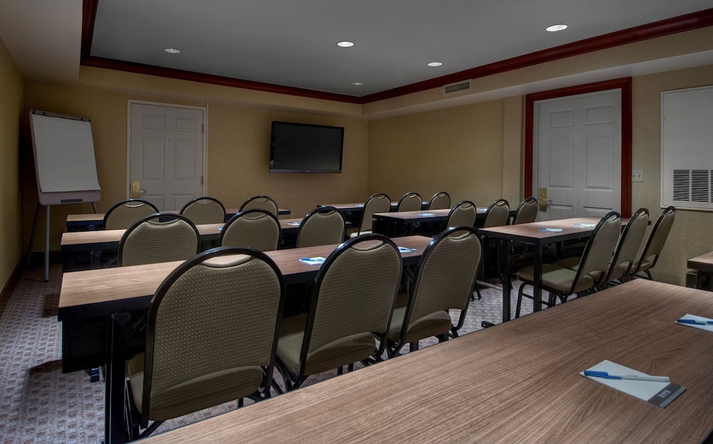 staybridge suites denver cherry creek by ihg
