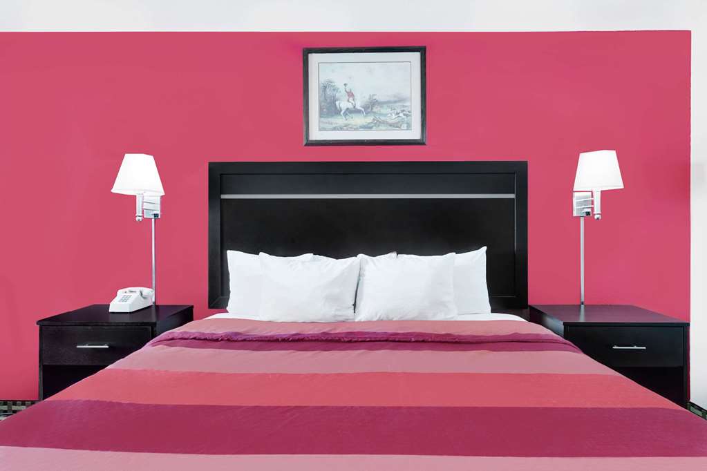 days inn by wyndham savannah