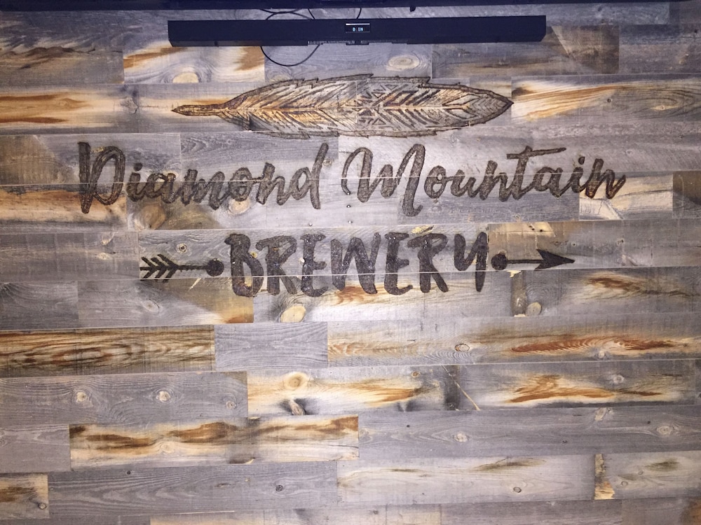 diamond mountain casino hotel