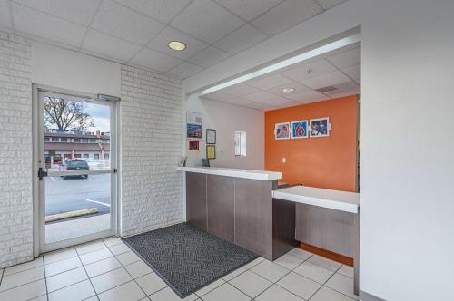 motel 6 winchester va