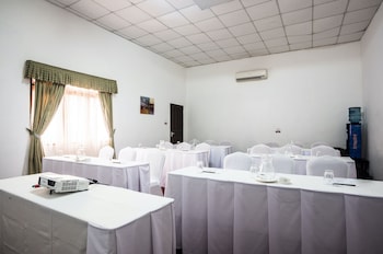 prideinn flamingo beach resort and spa mombasa