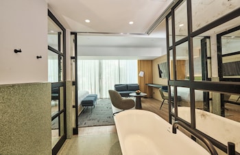 hotel indigo lima miraflores