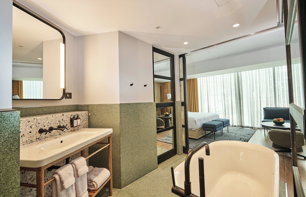 hotel indigo lima miraflores