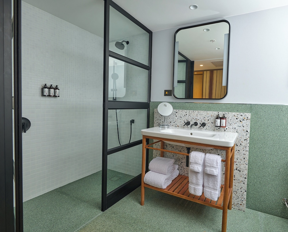 hotel indigo lima miraflores