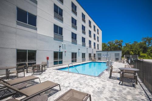 holiday inn express and suites fernandina beach