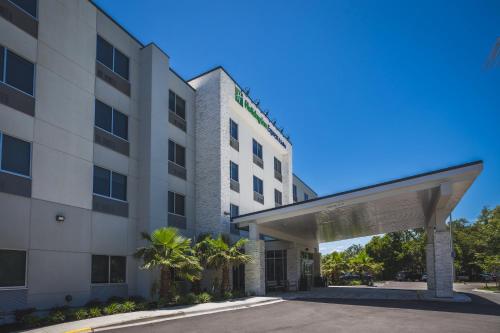 holiday inn express and suites fernandina beach
