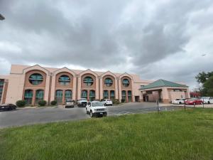 The Lodge Hotel And Banquets,Earth City>>Bridgeton,2 star