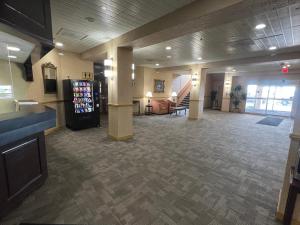 The Lodge Hotel And Banquets,Earth City>>Bridgeton,2 star