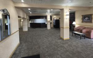 the lodge hotel and banquets