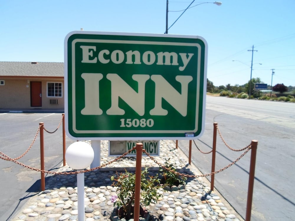 economy inn morgan hill