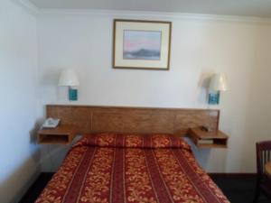 economy inn morgan hill