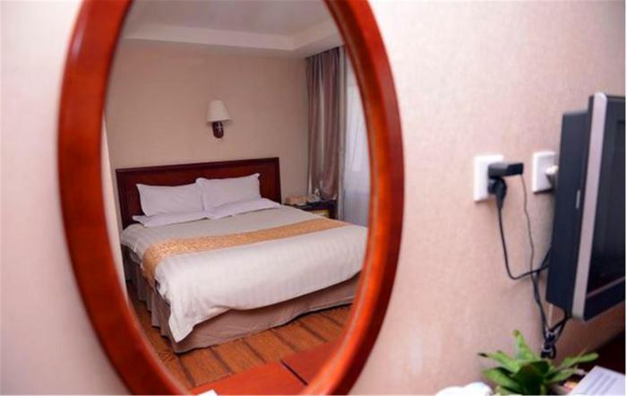 greentree inn harbin city central avenue hotel