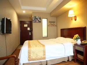 greentree inn harbin city central avenue hotel