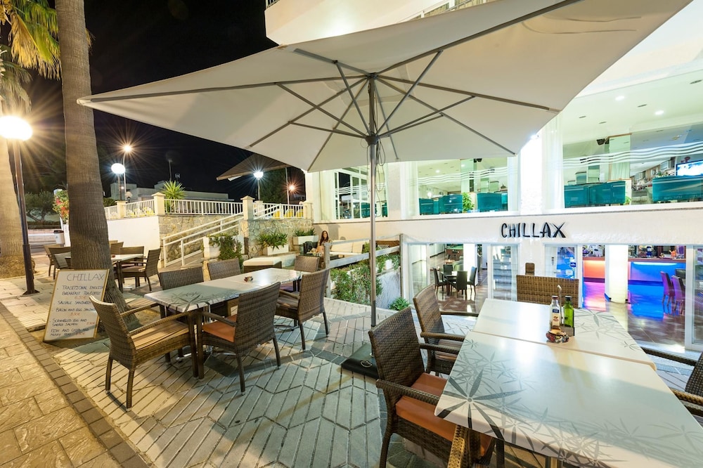 aparthotel africamar