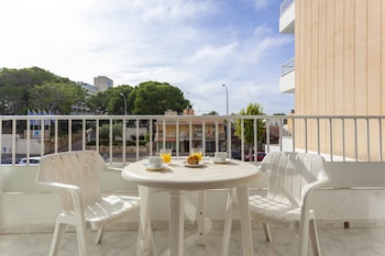 aparthotel africamar