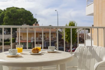 aparthotel africamar
