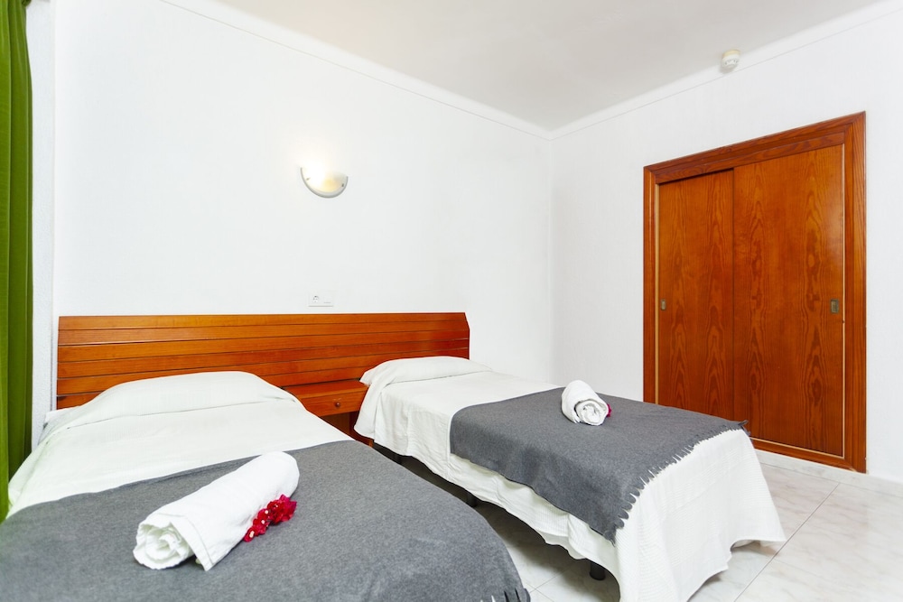 aparthotel africamar