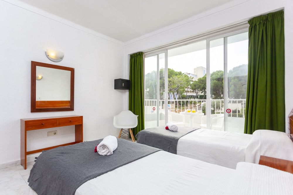 aparthotel africamar