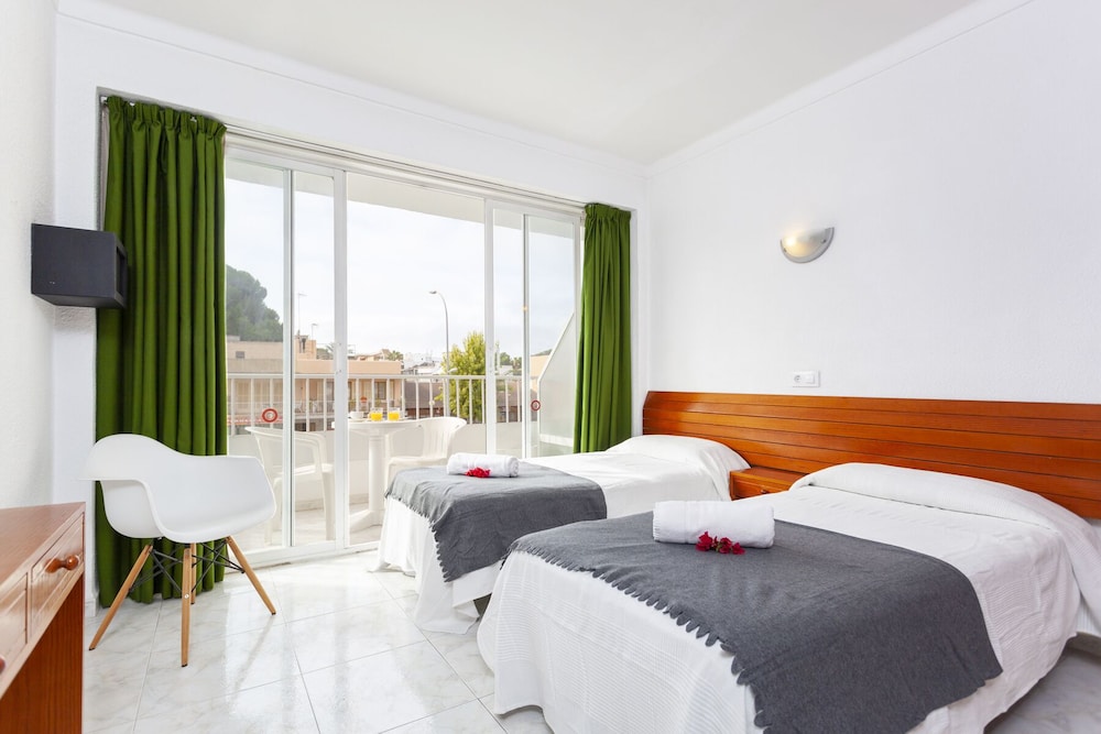 aparthotel africamar