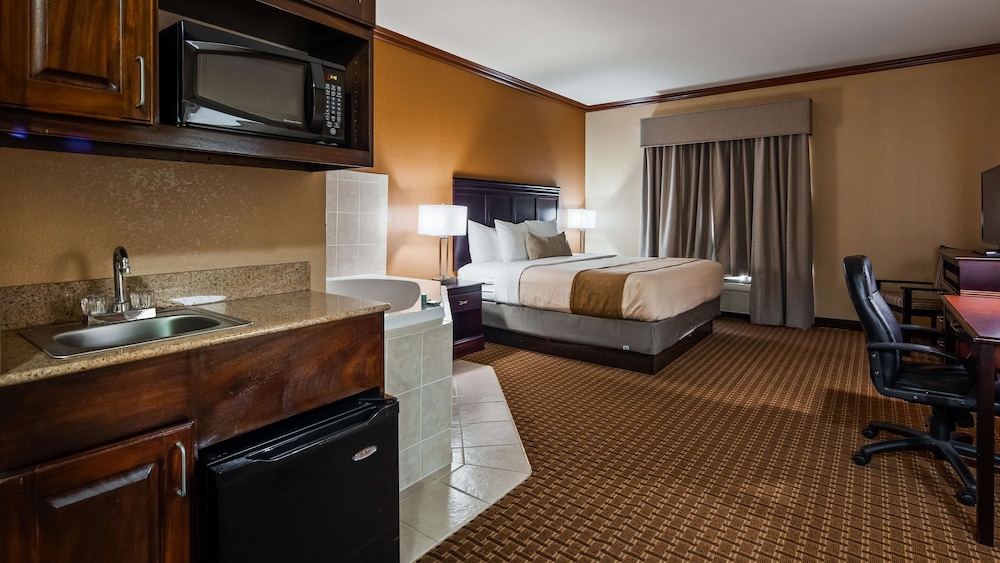 best western granbury inn and suites