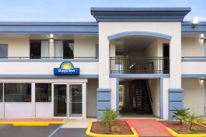 days inn by wyndham montgomery i 85