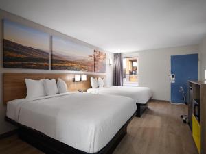days inn by wyndham montgomery i 85