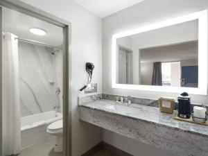 days inn by wyndham montgomery i 85