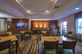fairfield inn and suites by marriott greenwood