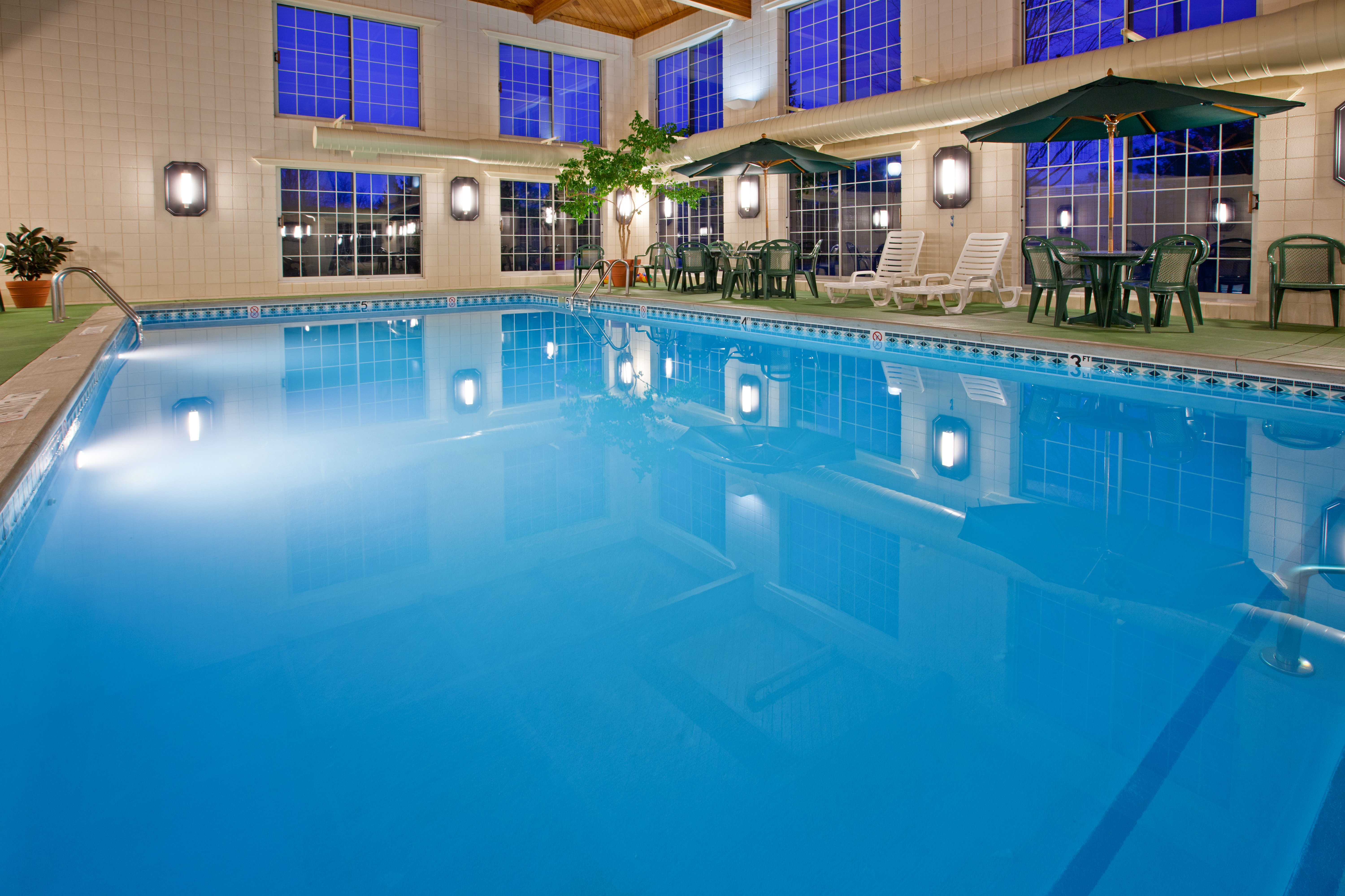 holiday inn express grand rapids sw by ihg